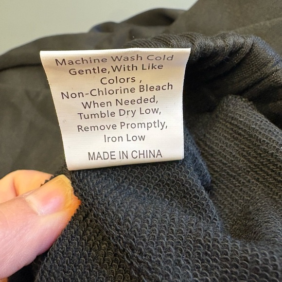 NWT MEL Women's mock-neck Black high leg wide leg Sweatsuit Set women's Large - Picture 4 of 15